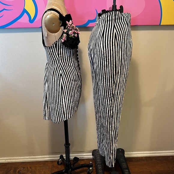 IDOL Black White Striped Velvet Corset Top and Pants Set - Picture 5 of 14